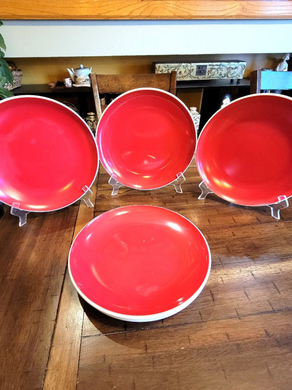 Set of 7 Modern Red and White Trim Two-Tone 10.75" Dinner Plates